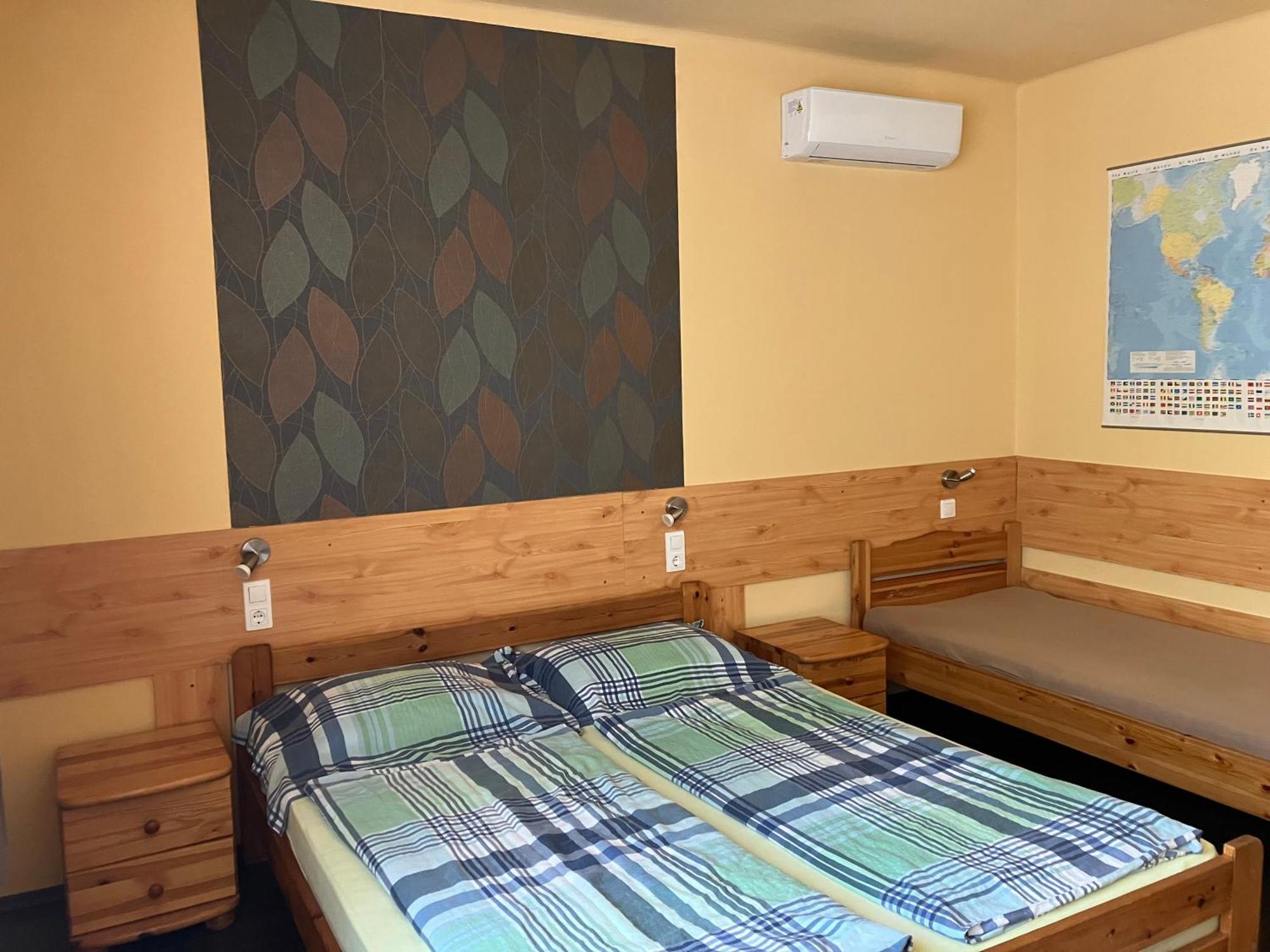 Adel Apartman Sarvar Exterior photo